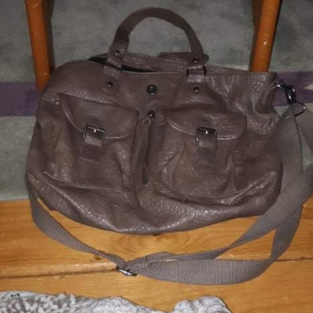 brownish -tan  leather purse